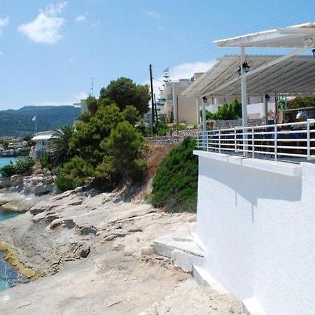 Ξενοδοχείο Τα τρία Αδέλφια Αγία Μαρίνα Εξωτερικό φωτογραφία