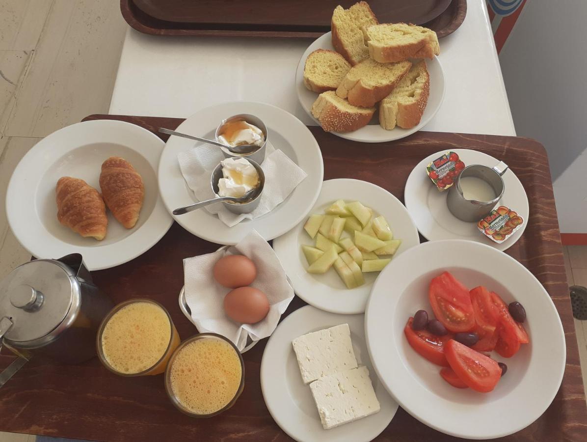 Ξενοδοχείο Τα τρία Αδέλφια Αγία Μαρίνα Εξωτερικό φωτογραφία