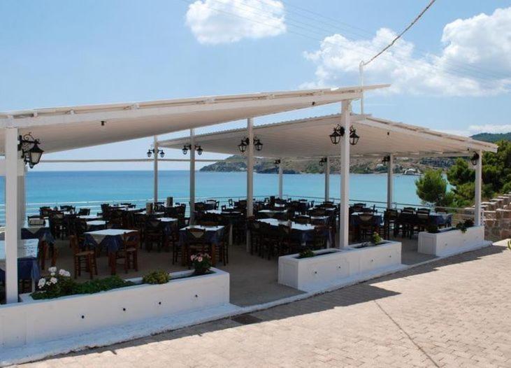 Ξενοδοχείο Τα τρία Αδέλφια Αγία Μαρίνα Εξωτερικό φωτογραφία